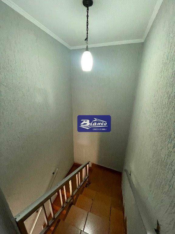 Sobrado para alugar com 3 quartos, 350m² - Foto 26