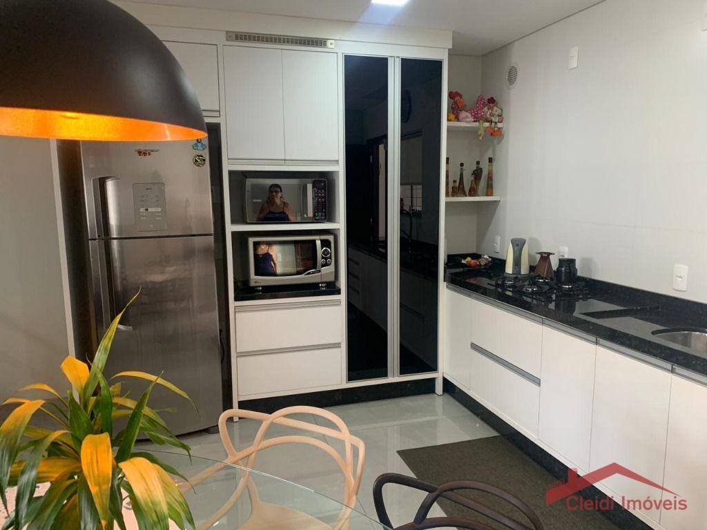 Sobrado à venda com 3 quartos, 127m² - Foto 18