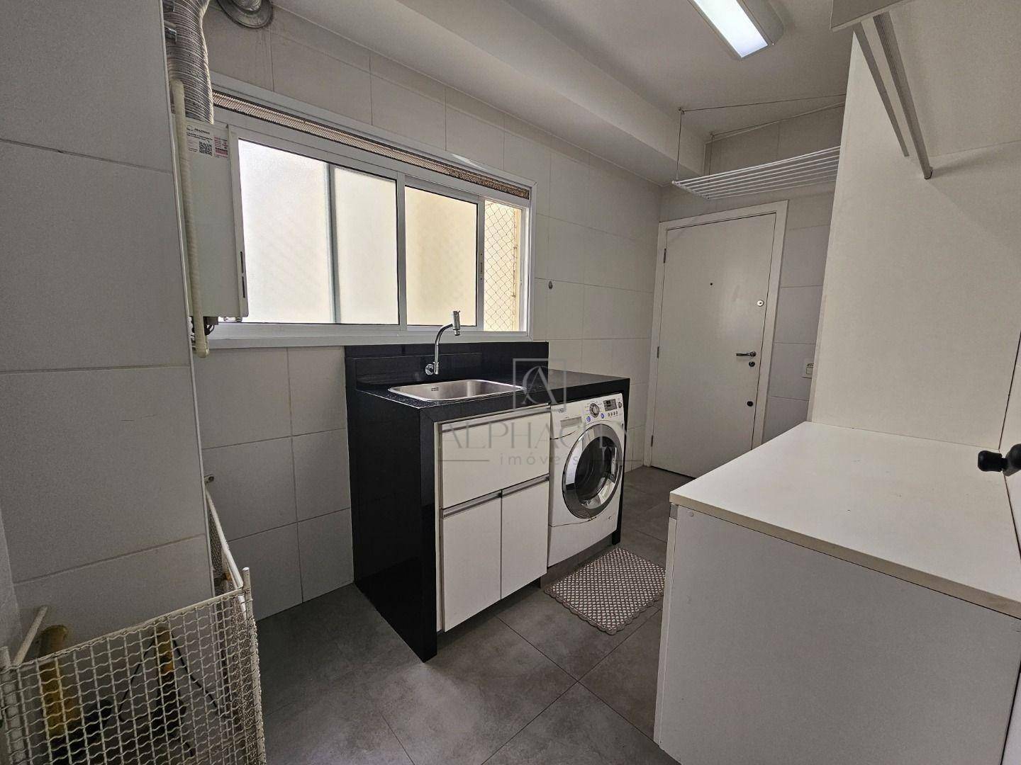 Apartamento à venda e aluguel com 3 quartos, 212m² - Foto 10