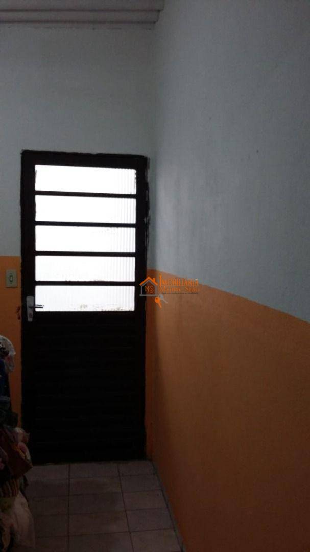 Sobrado à venda com 3 quartos, 100m² - Foto 3