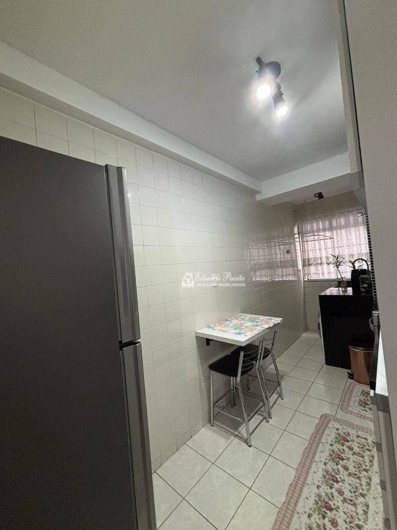 Apartamento à venda com 2 quartos, 58m² - Foto 7