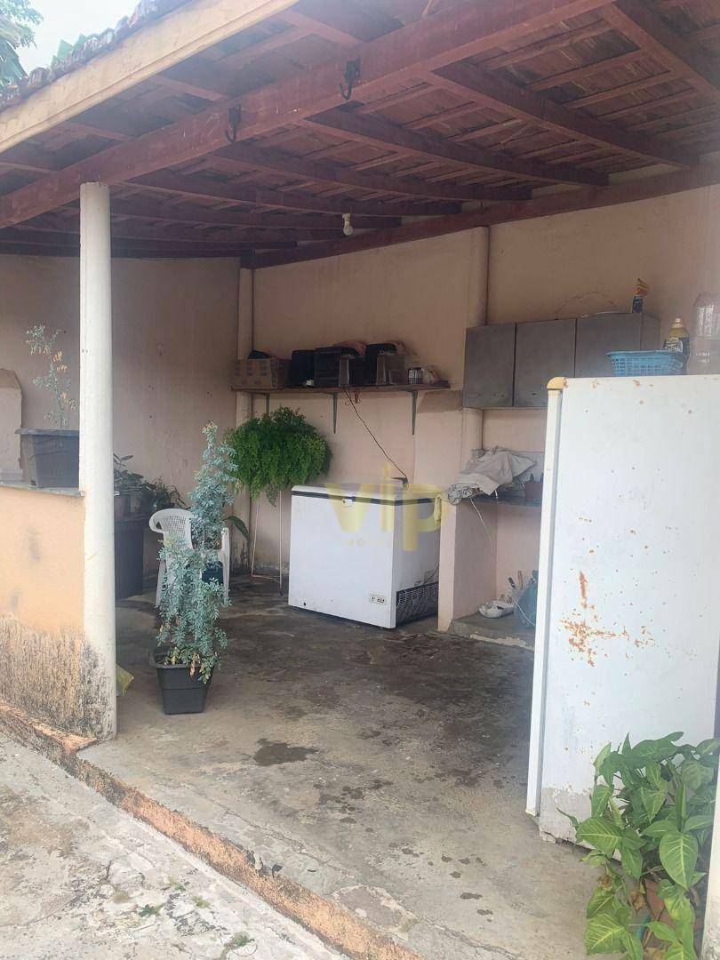 Casa à venda com 2 quartos, 300M2 - Foto 3