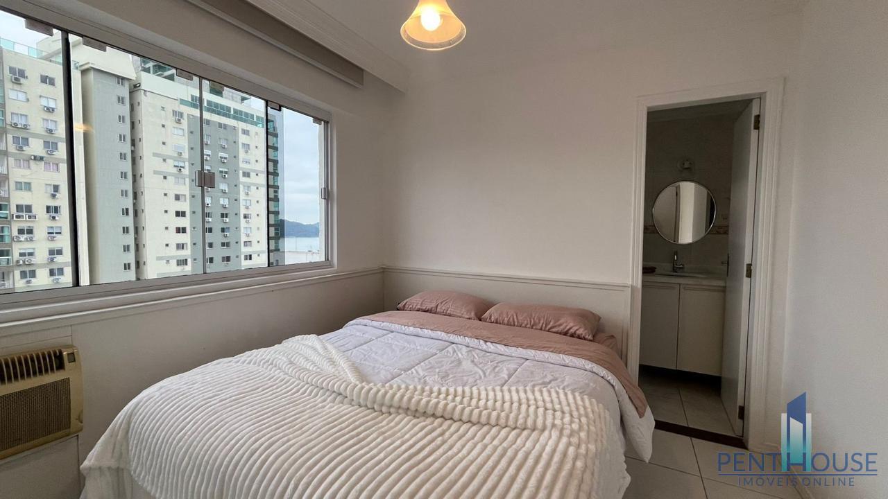 Apartamento para alugar com 3 quartos, 130m² - Foto 5