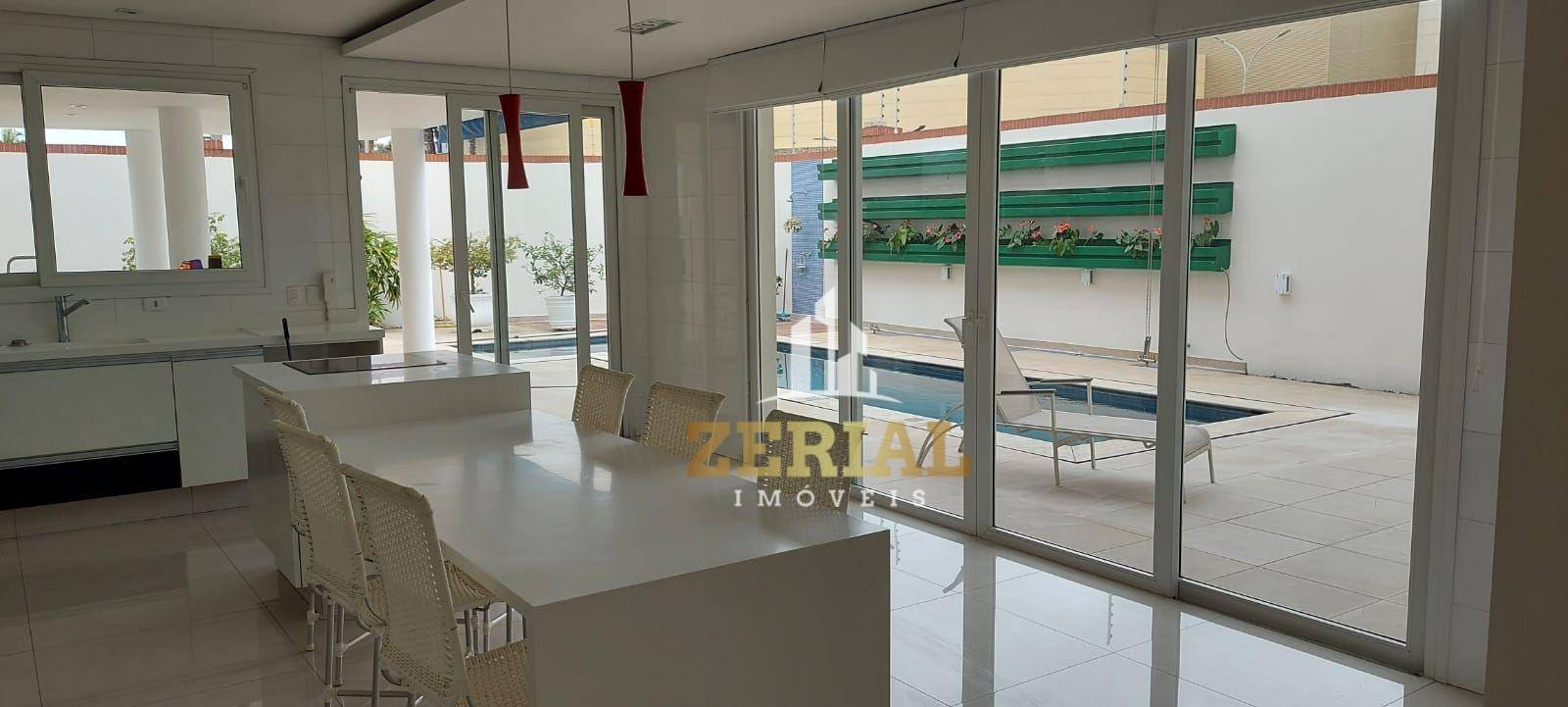 Sobrado à venda com 4 quartos, 570m² - Foto 1