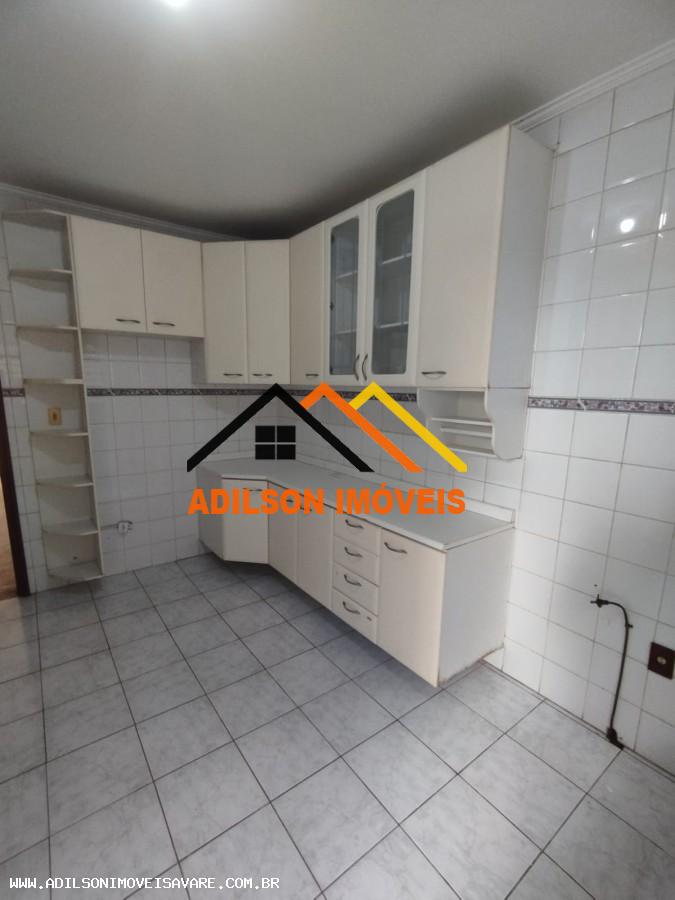 Casa à venda com 3 quartos, 127m² - Foto 3