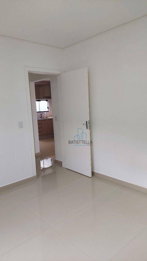 Casa à venda com 2 quartos, 74m² - Foto 18