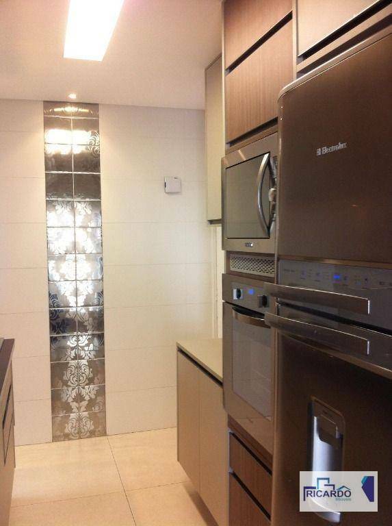 Apartamento para alugar com 2 quartos, 88m² - Foto 30