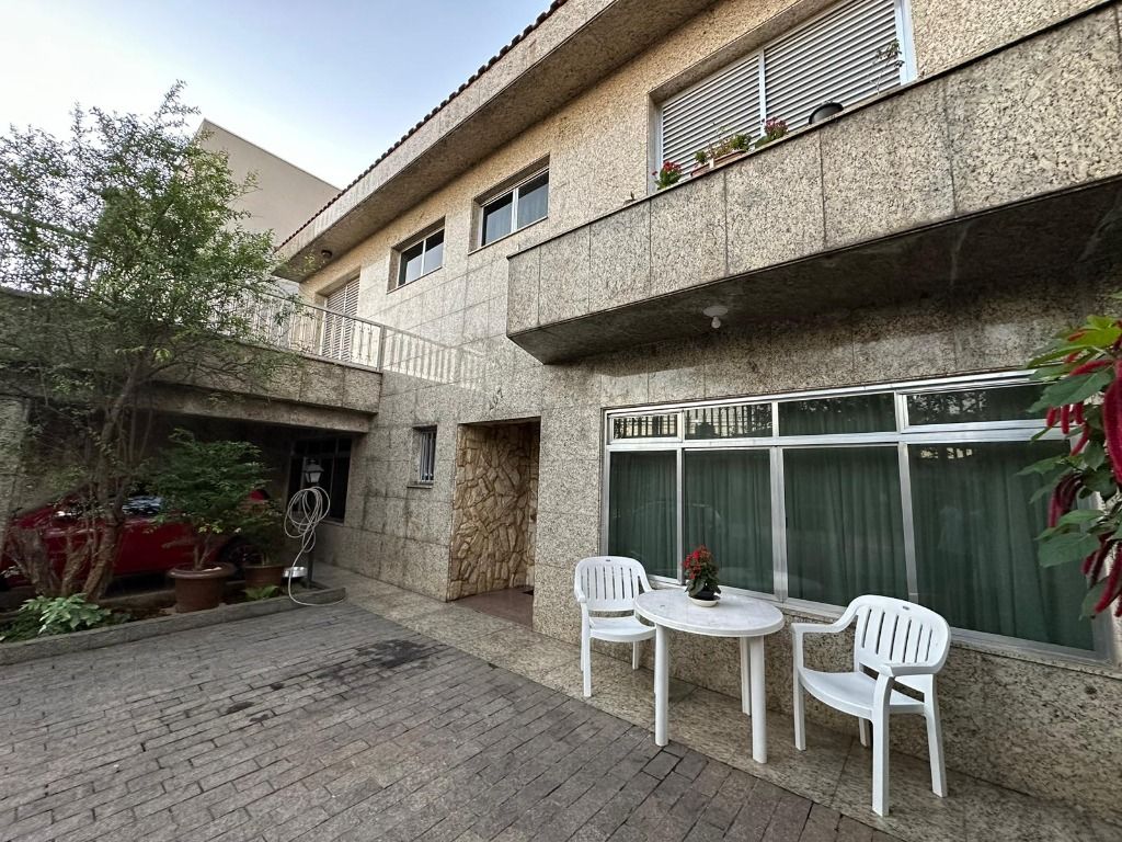 Sobrado à venda com 4 quartos, 251m² - Foto 5