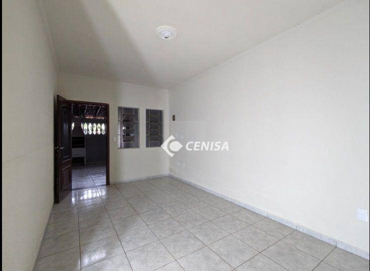 Casa à venda com 3 quartos, 138m² - Foto 3