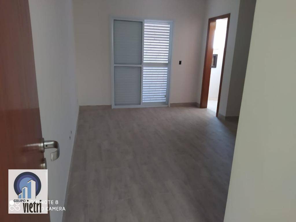 Sobrado à venda com 3 quartos, 200m² - Foto 23