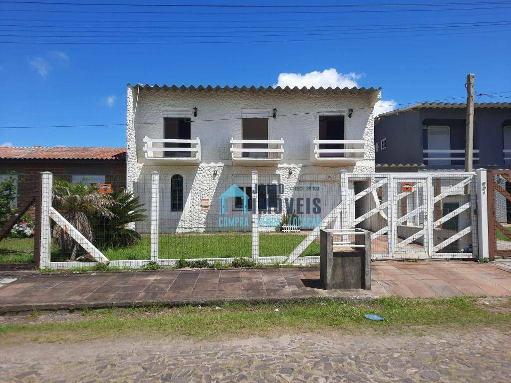 Sobrado à venda com 4 quartos, 160m² - Foto 2