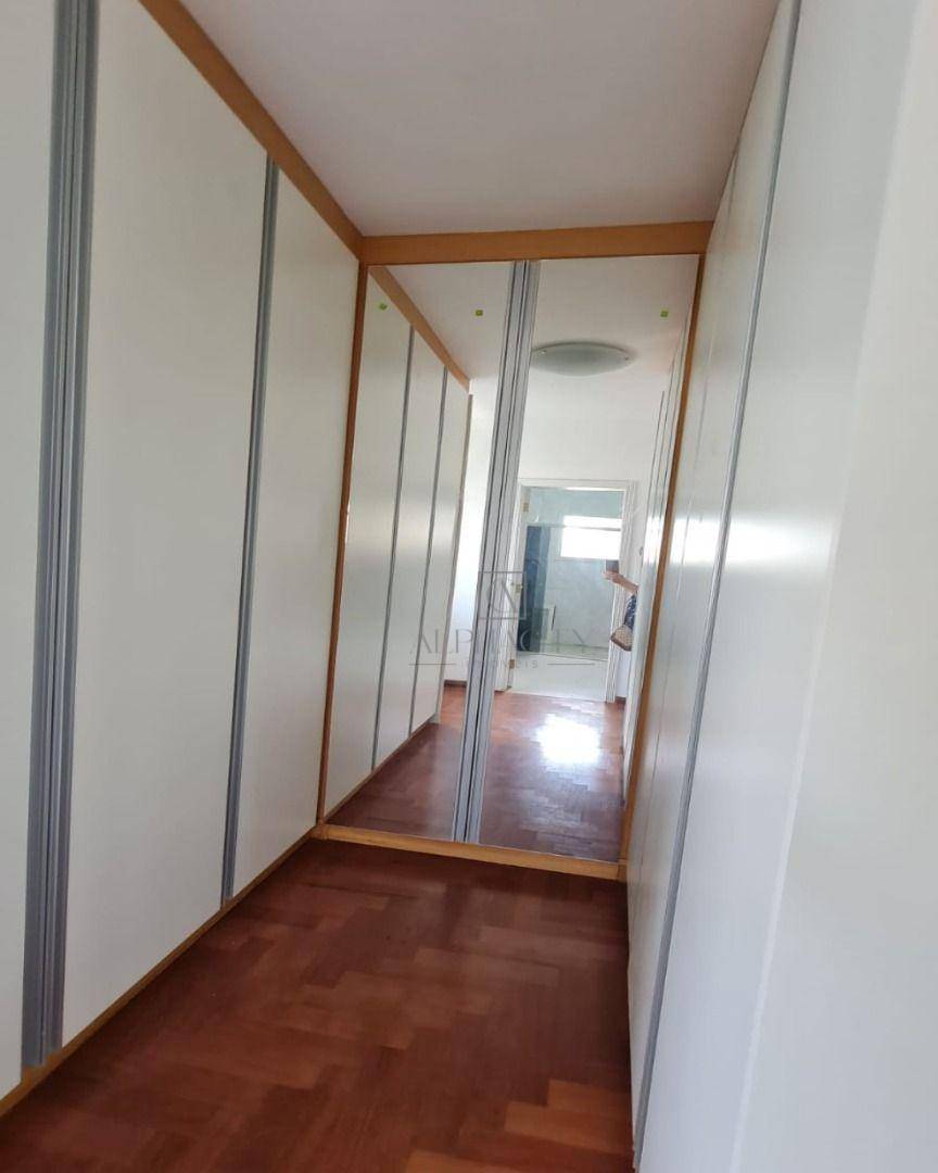 Casa de Condomínio à venda com 4 quartos, 550m² - Foto 3