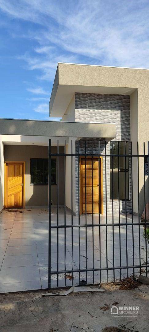 Casa à venda com 3 quartos, 75m² - Foto 1