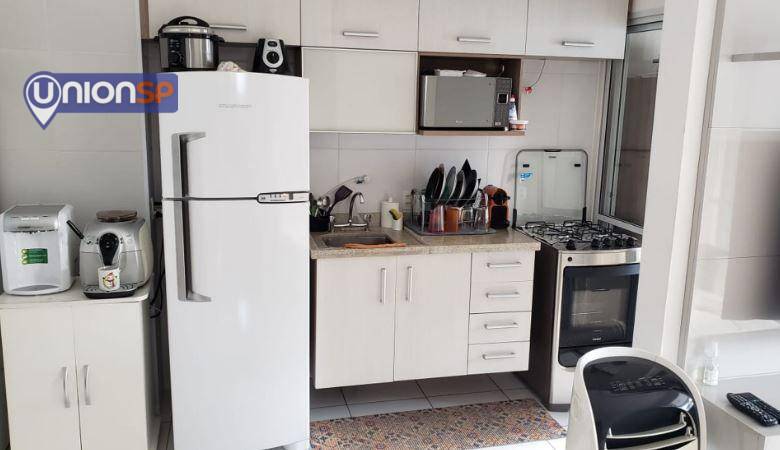 Apartamento à venda com 2 quartos, 75m² - Foto 7