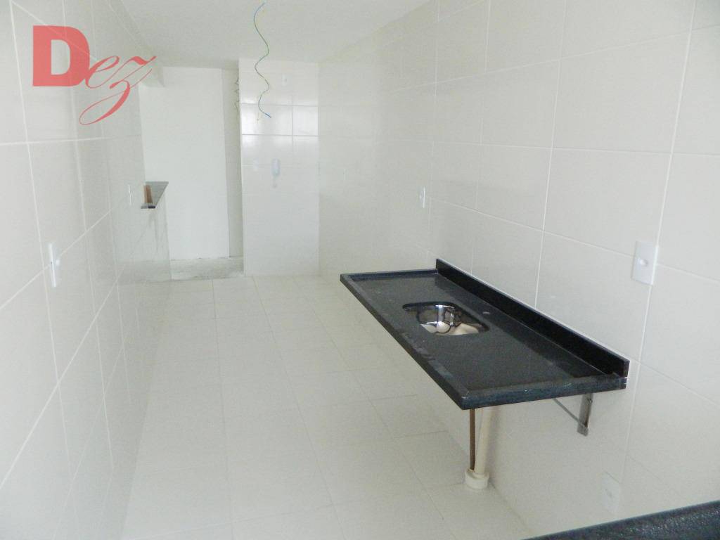 Apartamento à venda com 3 quartos, 108m² - Foto 6