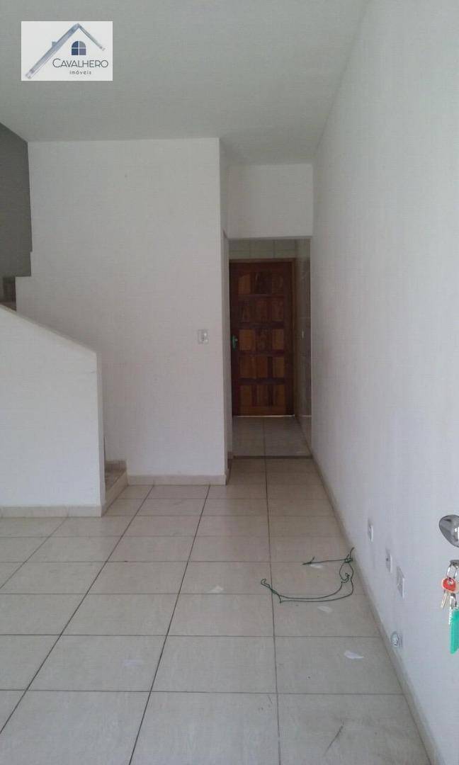 Sobrado à venda com 2 quartos, 66M2 - Foto 3