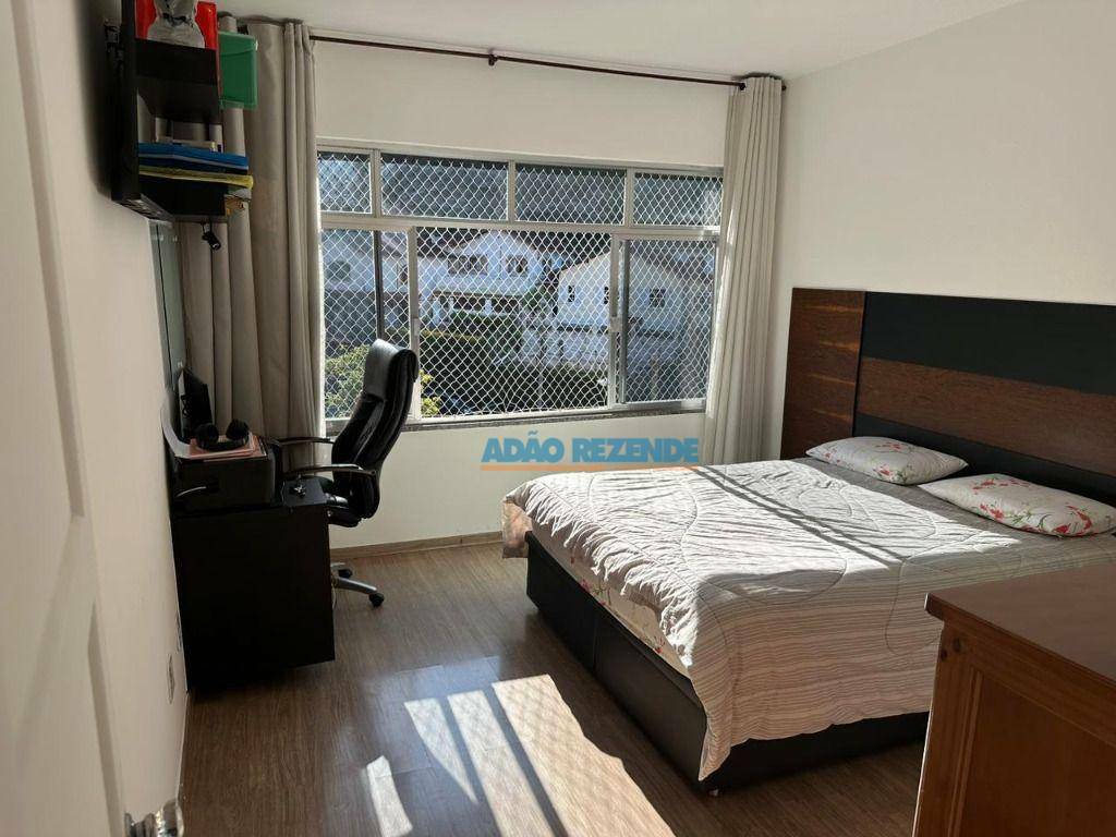 Apartamento à venda com 2 quartos, 75m² - Foto 11