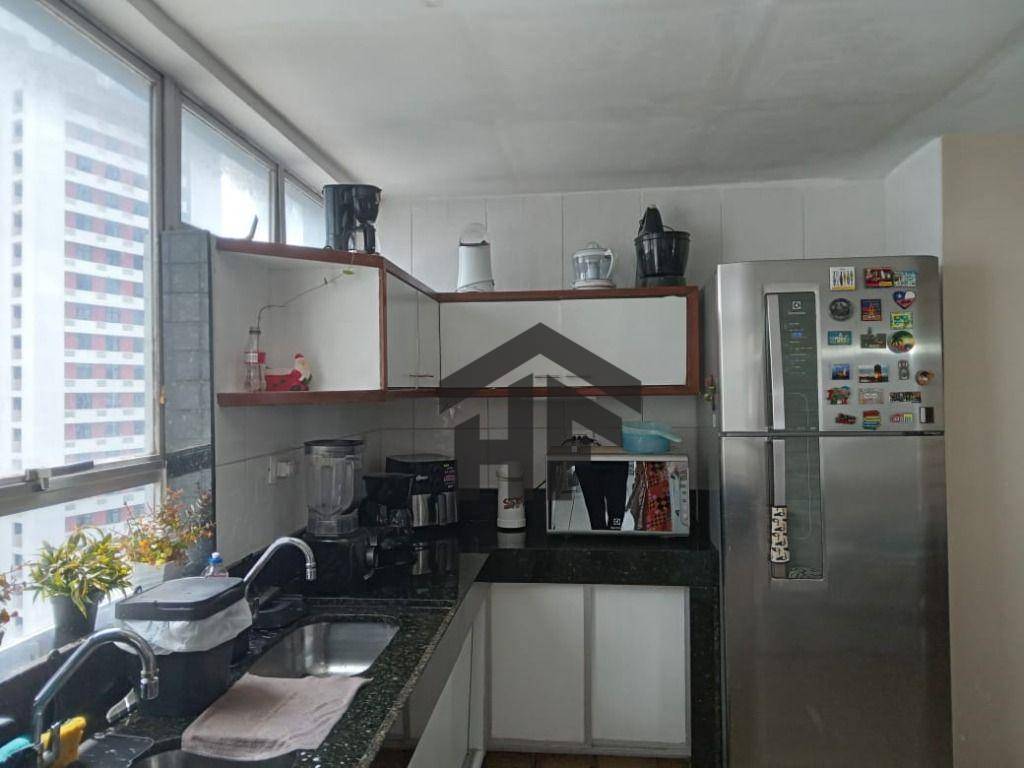 Apartamento à venda com 5 quartos, 247m² - Foto 10