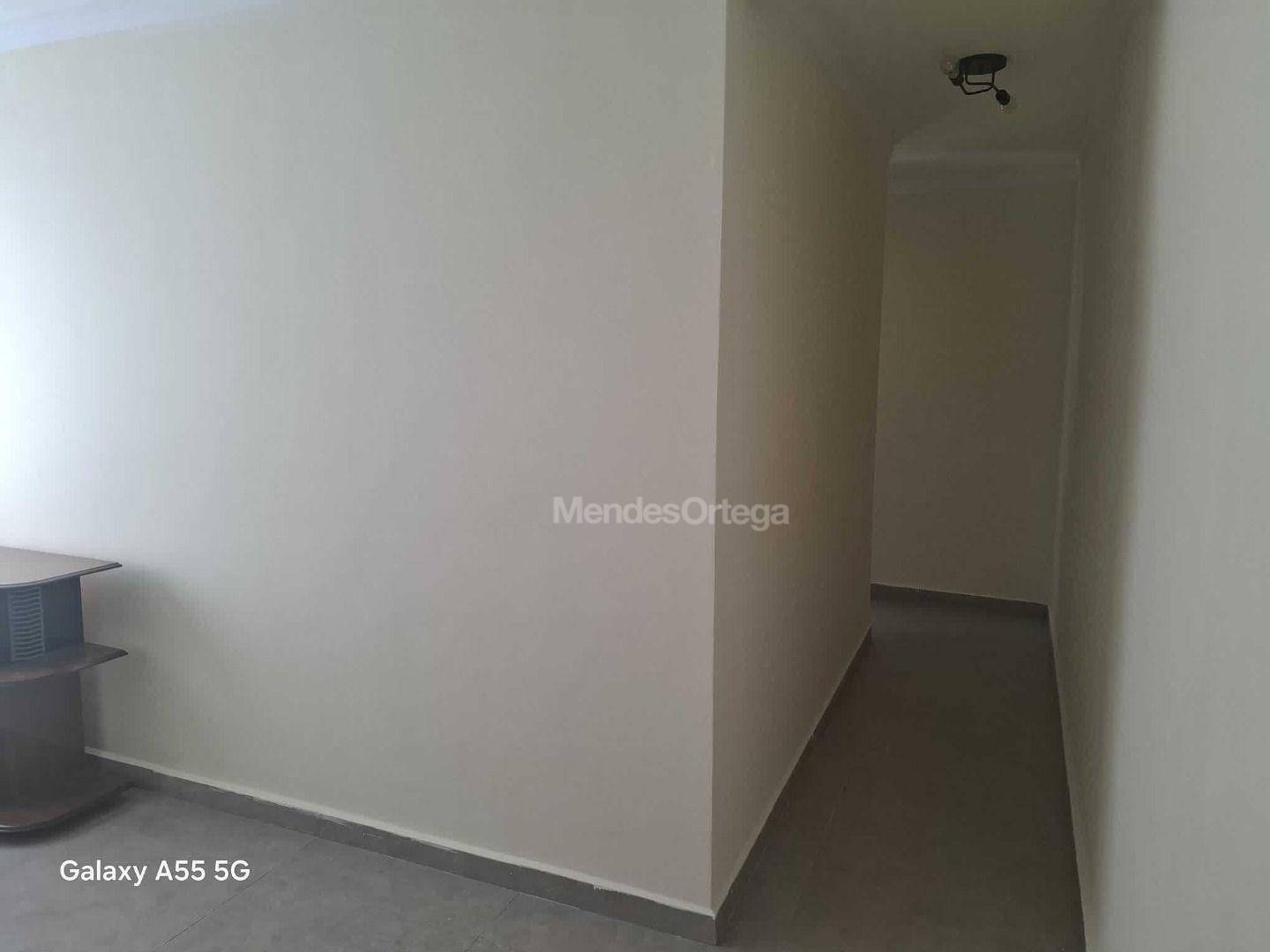 Apartamento à venda com 2 quartos, 47m² - Foto 3