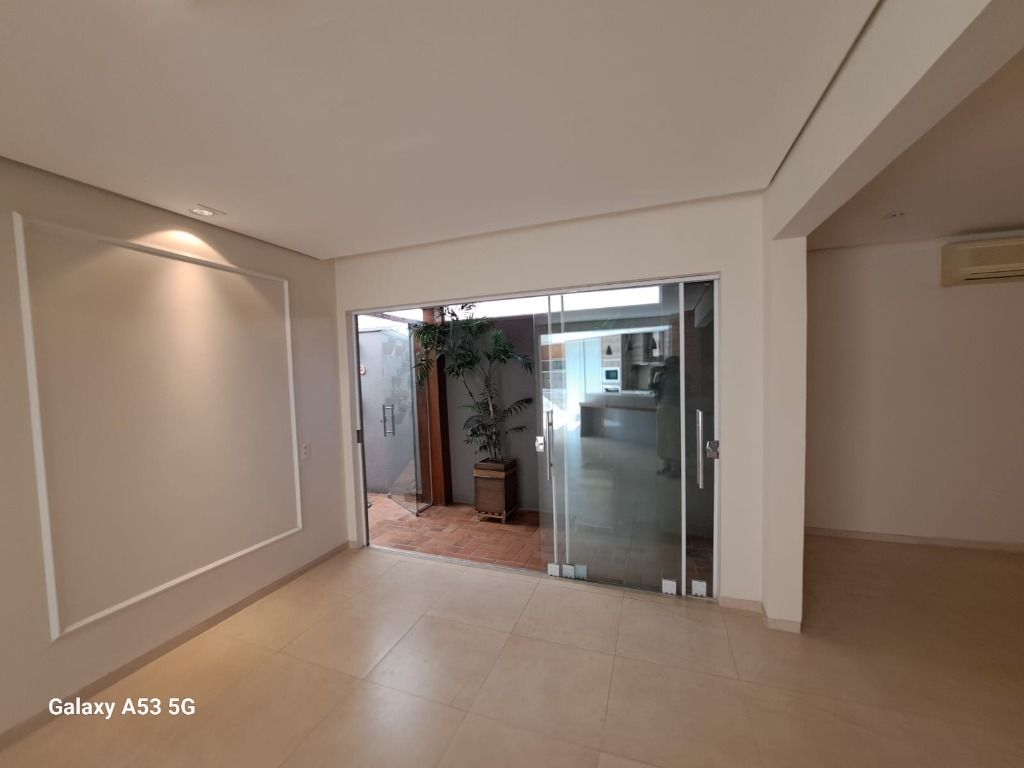 Casa de Condomínio para alugar com 2 quartos, 210m² - Foto 26