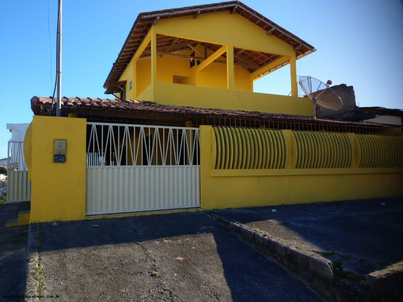 Casa à venda com 4 quartos, 160m² - Foto 1