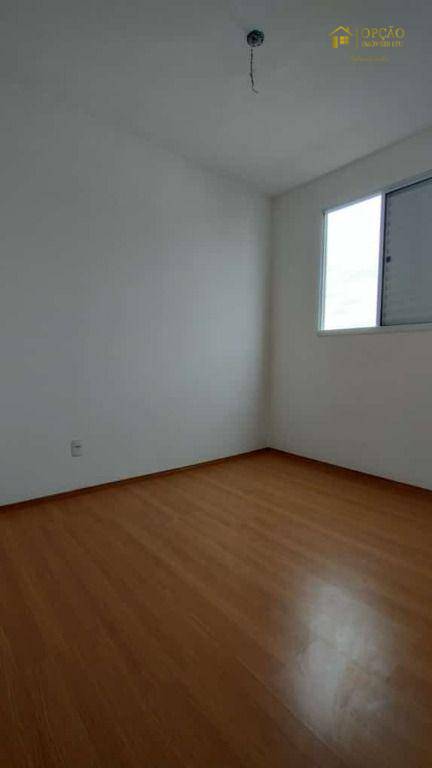 Apartamento à venda com 2 quartos, 43m² - Foto 6