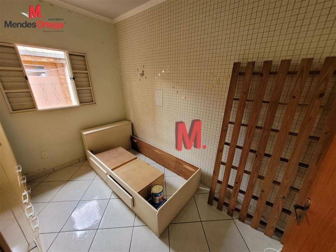 Casa à venda com 3 quartos, 175m² - Foto 13