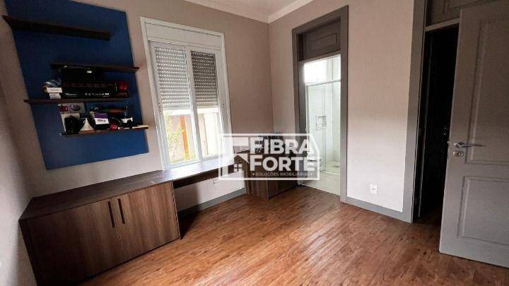 Casa de Condomínio à venda com 4 quartos, 320m² - Foto 15