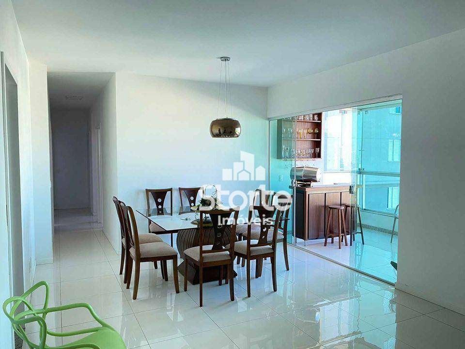 Apartamento à venda com 4 quartos, 110m² - Foto 2