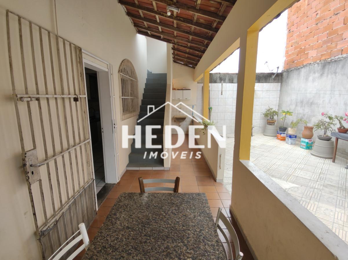 Casa à venda com 3 quartos, 200m² - Foto 12