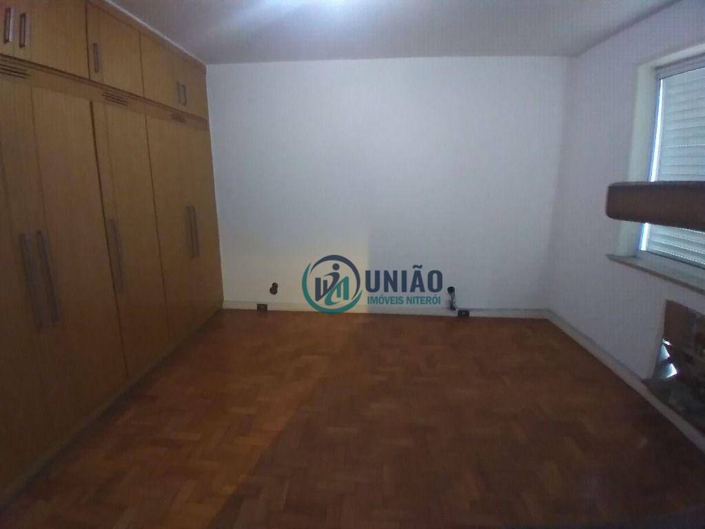 Apartamento à venda com 4 quartos, 300m² - Foto 18