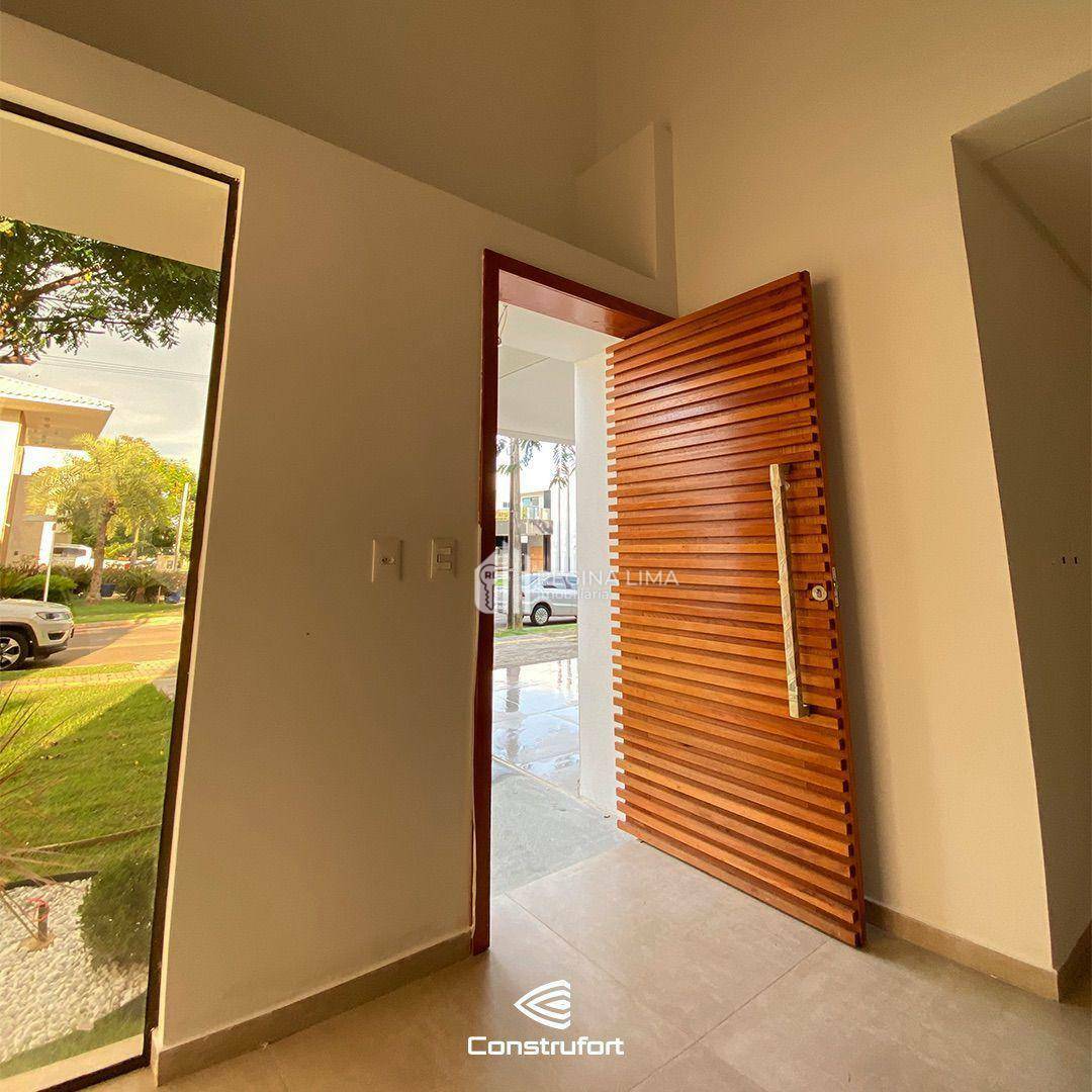 Casa de Condomínio à venda com 4 quartos, 210m² - Foto 4