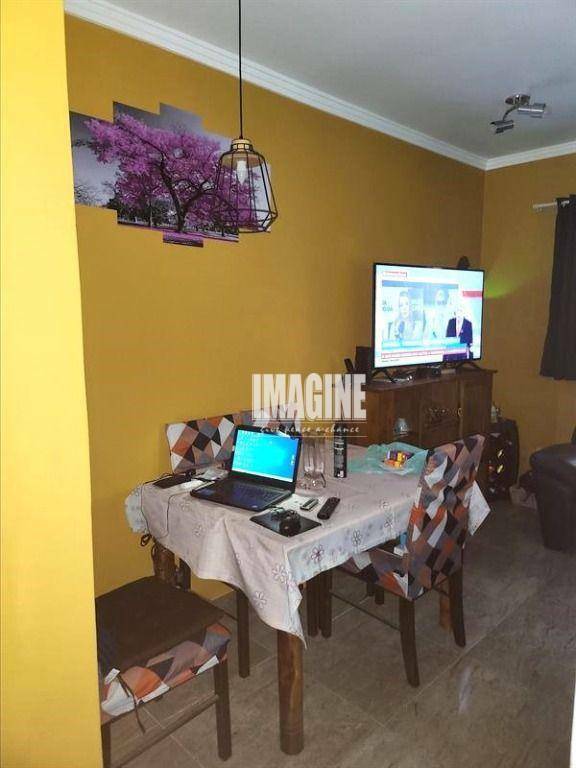 Sobrado à venda com 2 quartos, 54m² - Foto 4