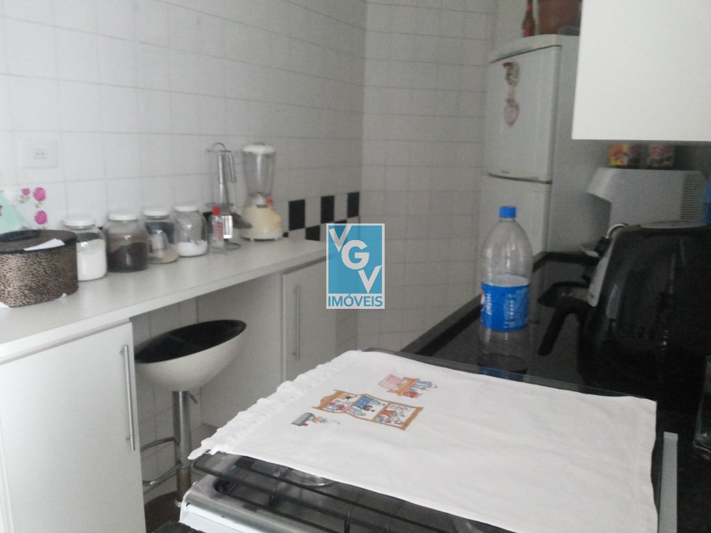 Apartamento à venda com 2 quartos, 80m² - Foto 14