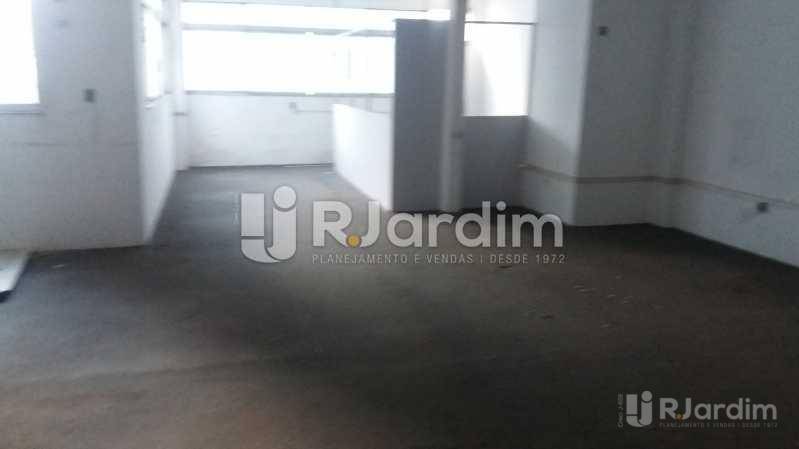 Prédio Inteiro à venda e aluguel, 1000m² - Foto 14