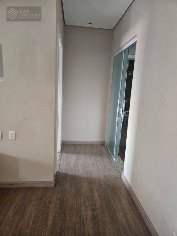 Casa de Condomínio para alugar com 4 quartos, 500m² - Foto 15