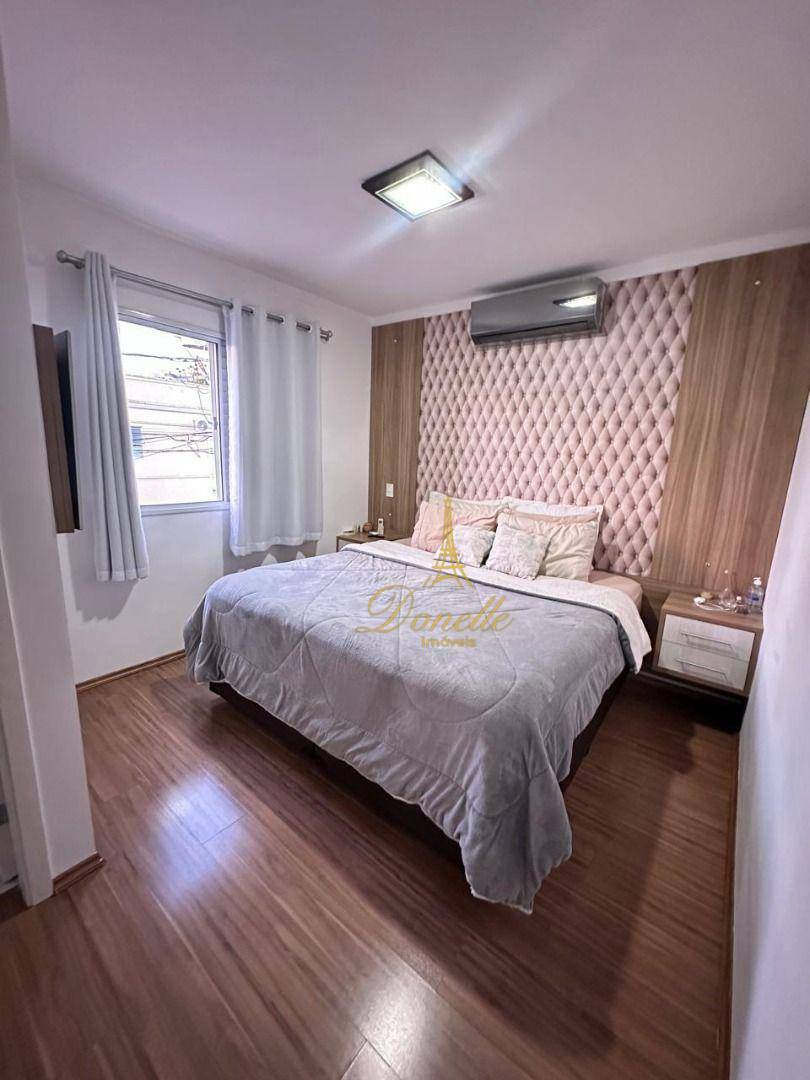 Casa de Condomínio para alugar com 4 quartos, 86m² - Foto 5