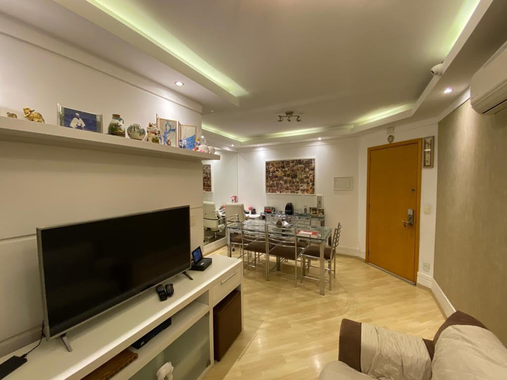 Apartamento à venda com 2 quartos, 65m² - Foto 1