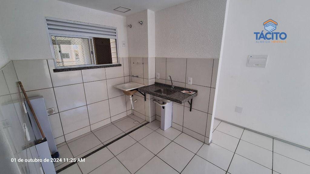 Apartamento à venda com 2 quartos, 43m² - Foto 4