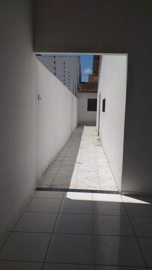 Casa à venda com 4 quartos, 250m² - Foto 7