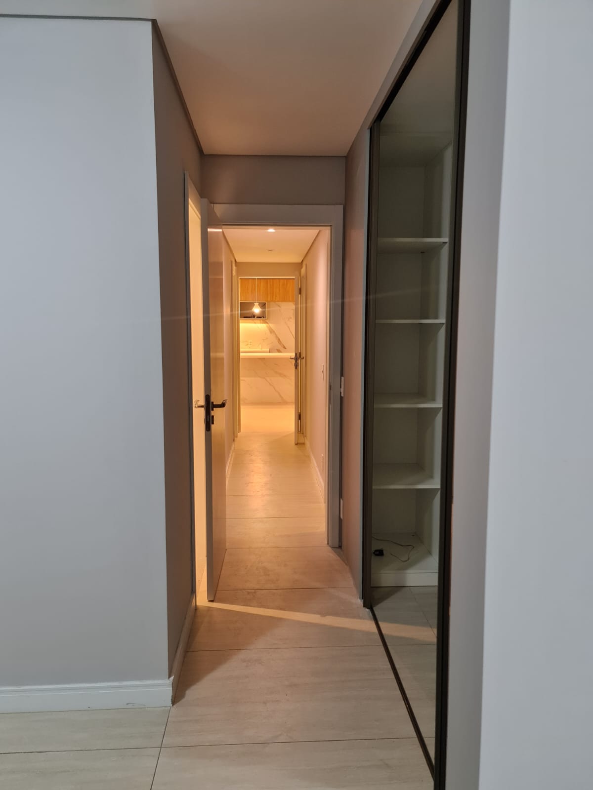 Apartamento à venda com 3 quartos, 103m² - Foto 10