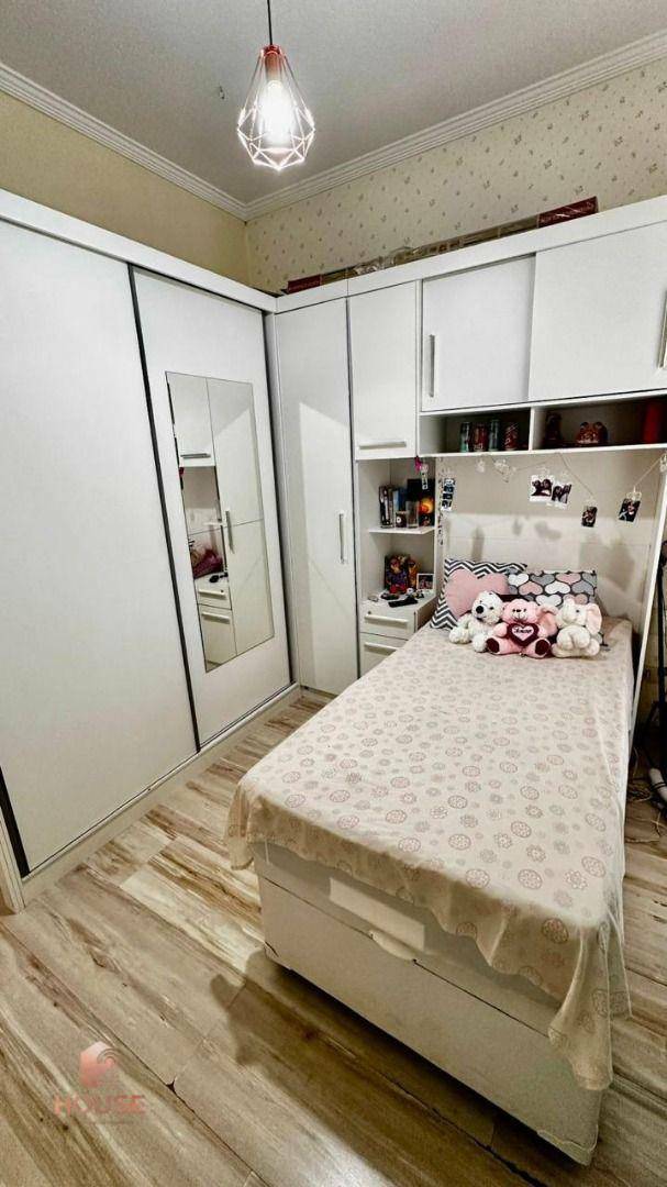 Casa de Condomínio para alugar com 3 quartos, 150m² - Foto 28