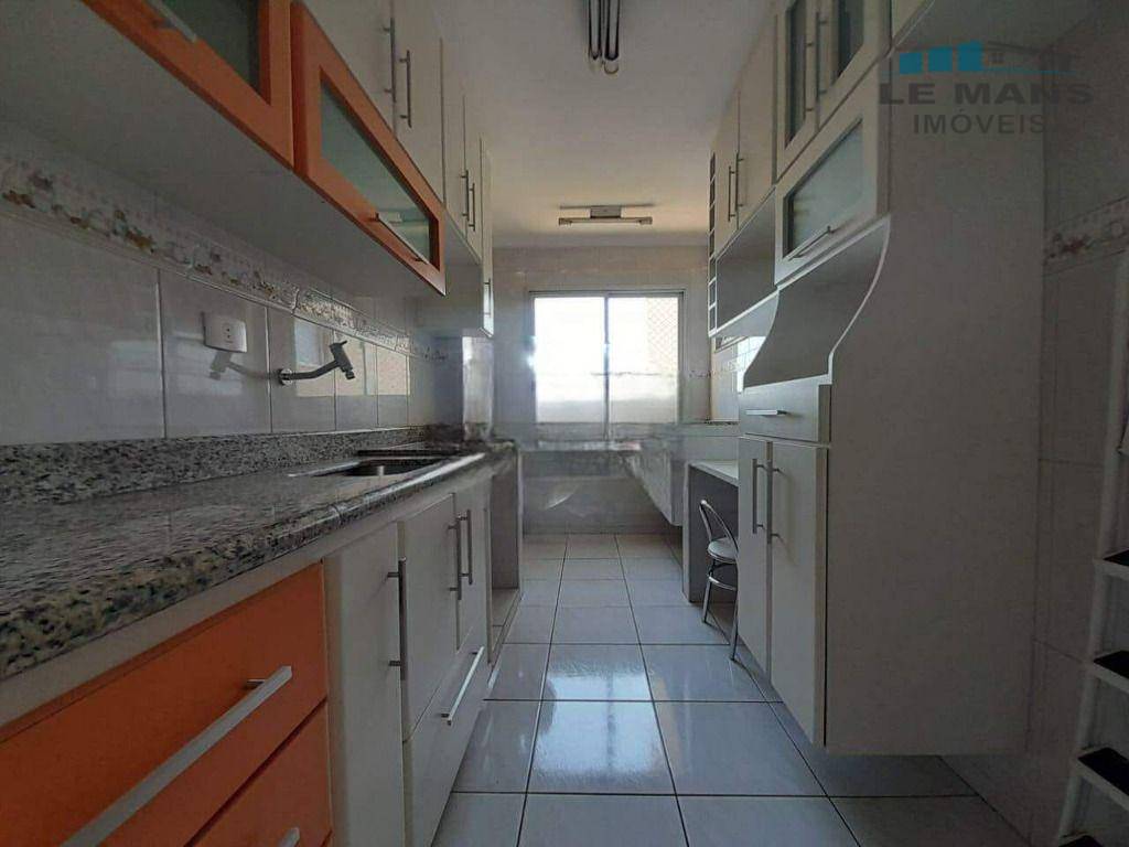 Apartamento à venda com 3 quartos, 82m² - Foto 9