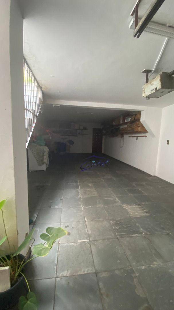 Casa à venda com 3 quartos, 150m² - Foto 4