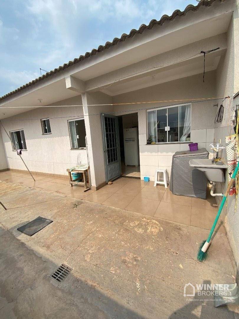 Casa à venda com 2 quartos, 80m² - Foto 7