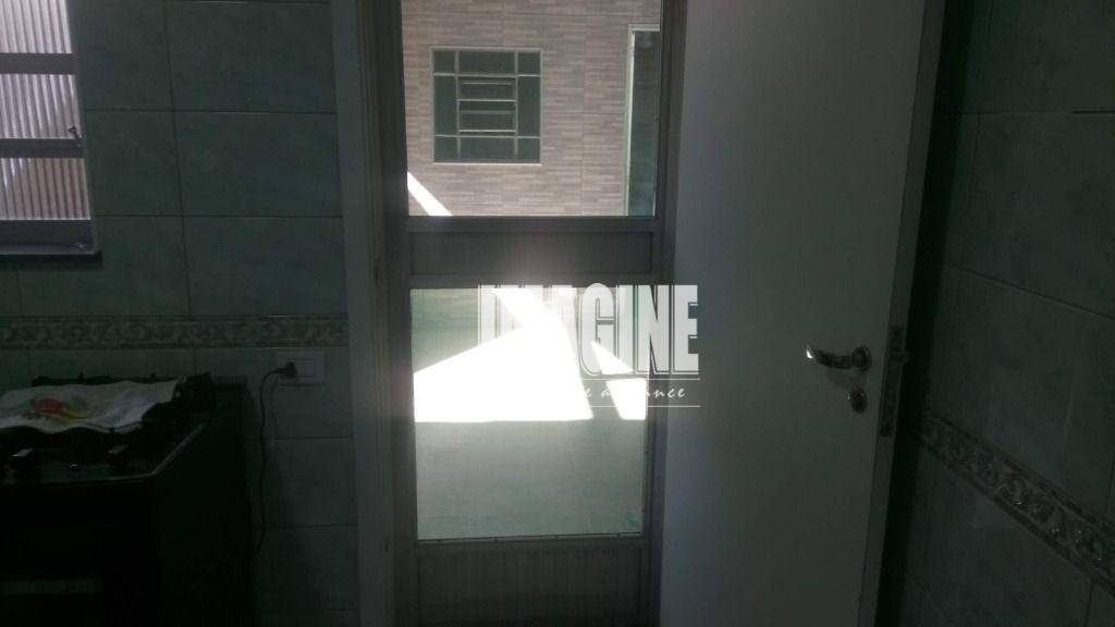 Sobrado à venda com 2 quartos, 100m² - Foto 50