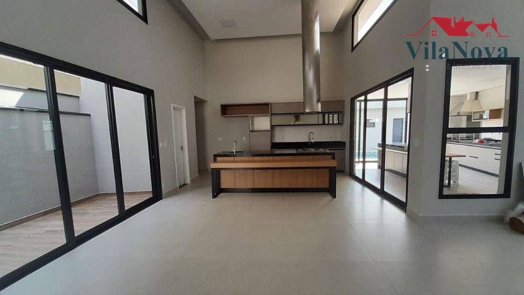 Casa de Condomínio à venda com 3 quartos, 238m² - Foto 1