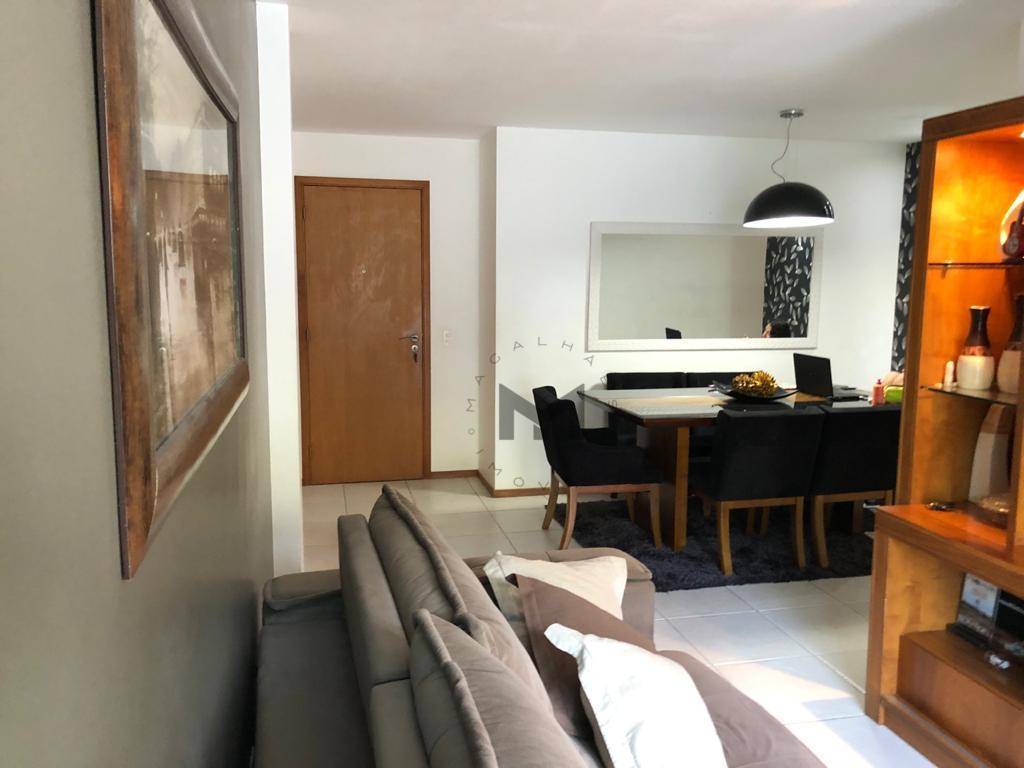 Apartamento à venda com 2 quartos, 87m² - Foto 3