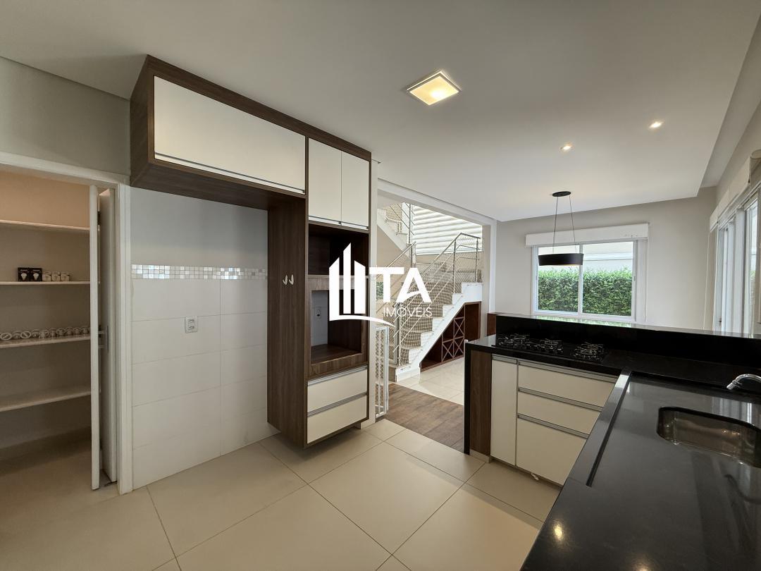 Casa de Condomínio à venda com 4 quartos, 258m² - Foto 10