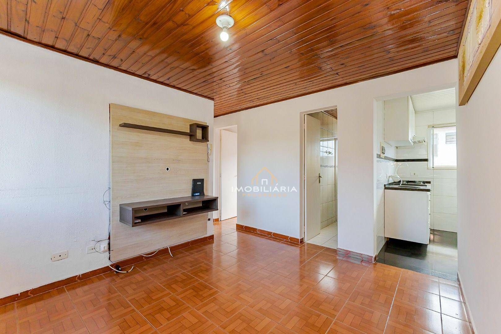 Apartamento à venda com 3 quartos, 50m² - Foto 2